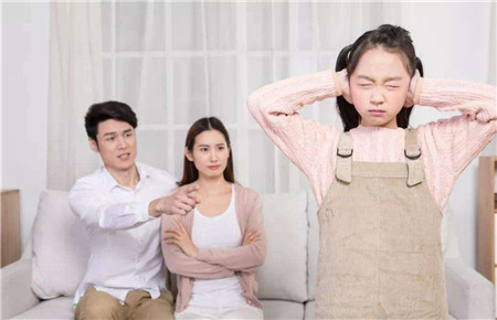 孩子不爱和父母交流