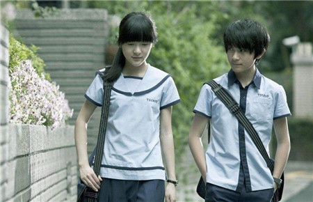 12岁女生早恋怎么办