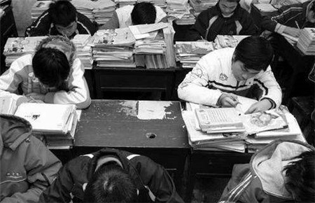 初二孩子想辍学怎么办