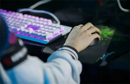 青少年沉迷游戏的原因