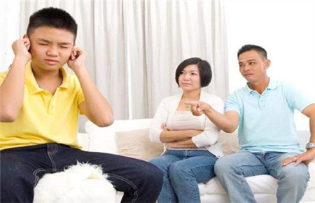 孩子犯错怎么和老师沟通