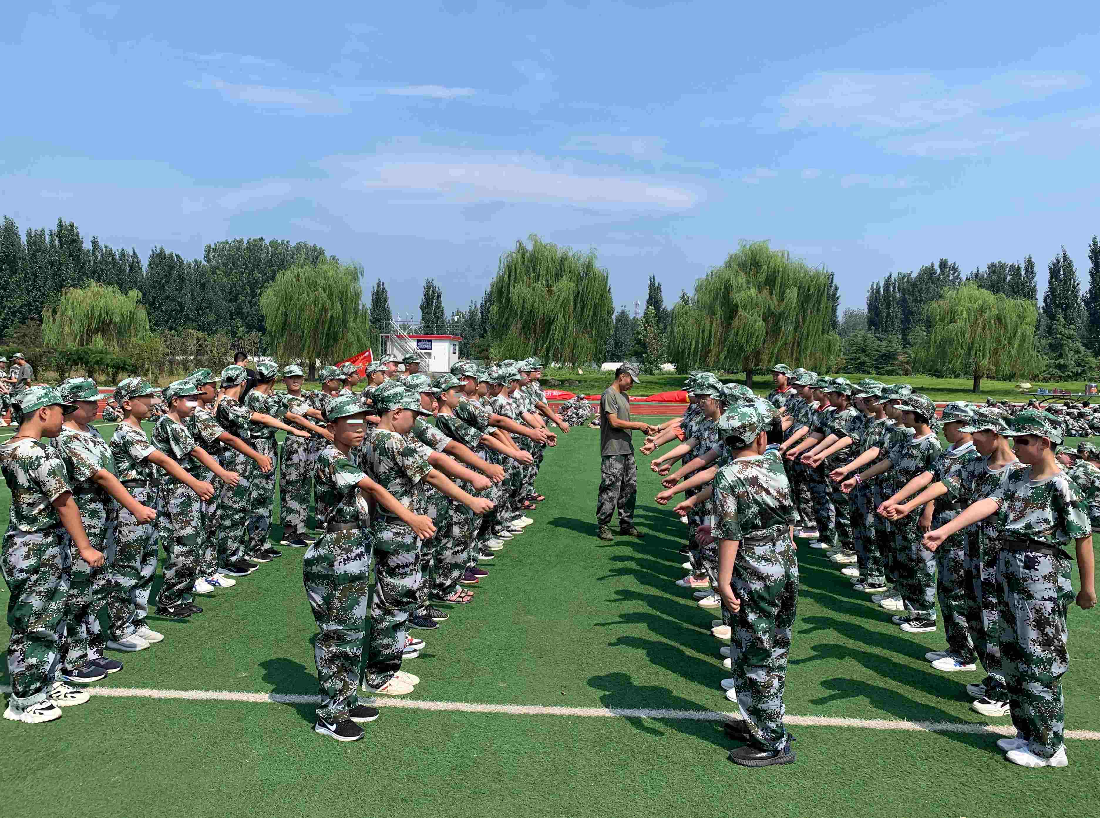 自卑孩子学校,孩子自卑矫正学校