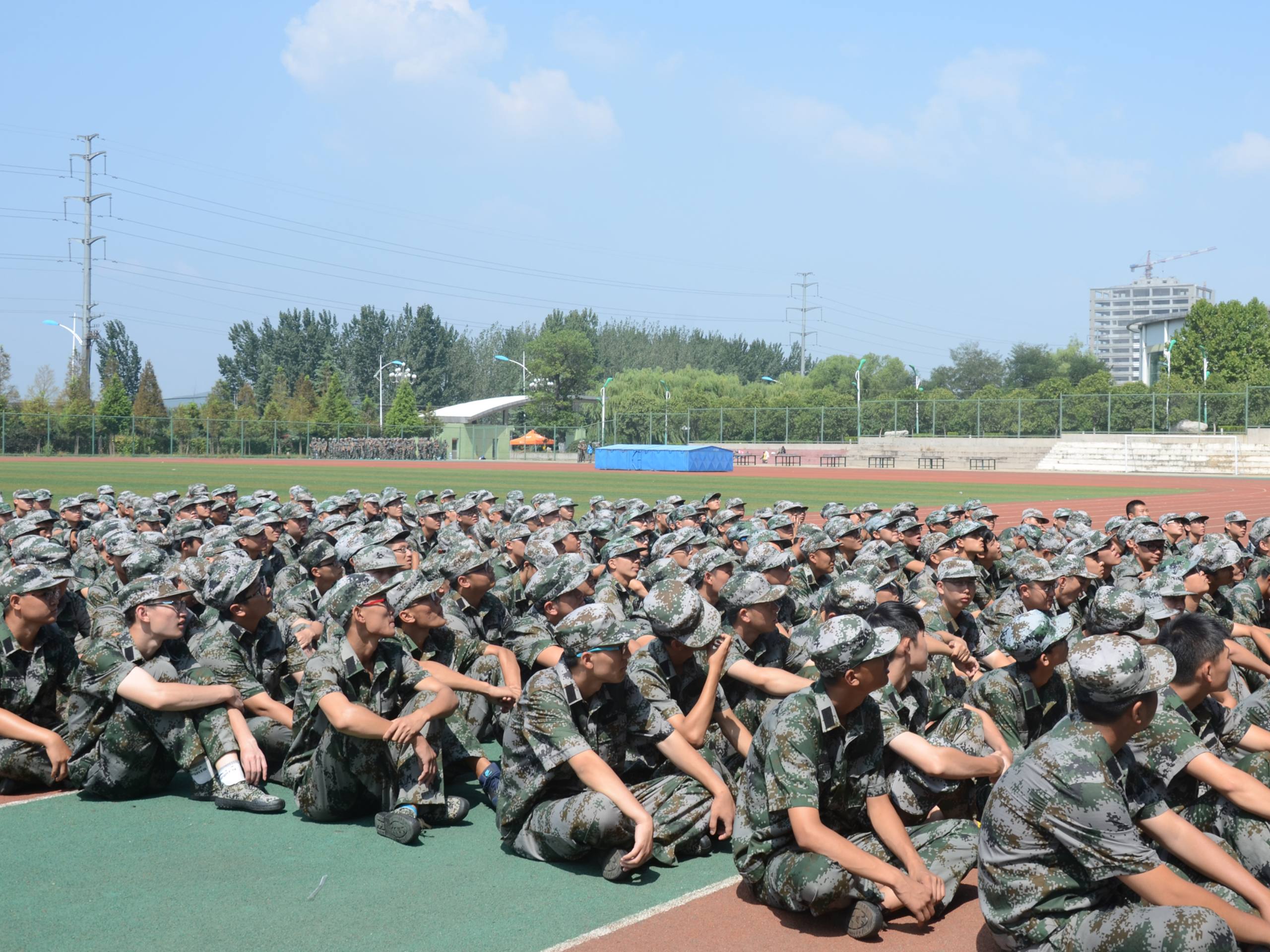 孩子叛逆期教育学校,封闭式军事化学校