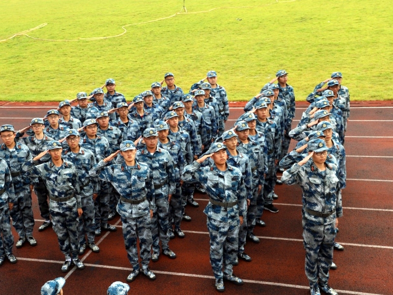 打架,青少年封闭式教育学校