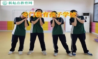 专门教育孩子学校教育孩子逃课逃学