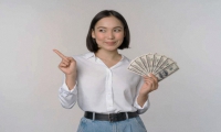 青少年行为培养中心关于孩子挥霍行为的原因分析