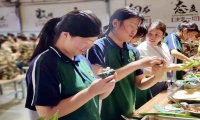 长沙新起点叛逆孩子学校对孩子性格孤僻的建议