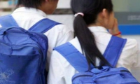高二孩子早恋学校对孩子早恋的看法